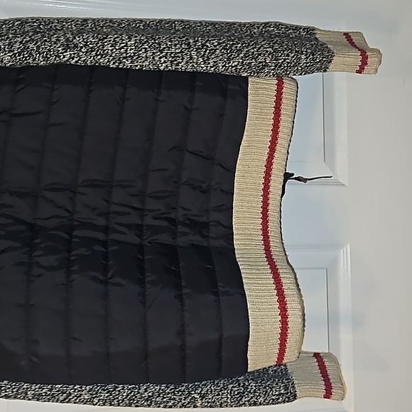 Genuine Roots Cabin Jacket (Woman’s) Size Medium - Picture 8 of 9